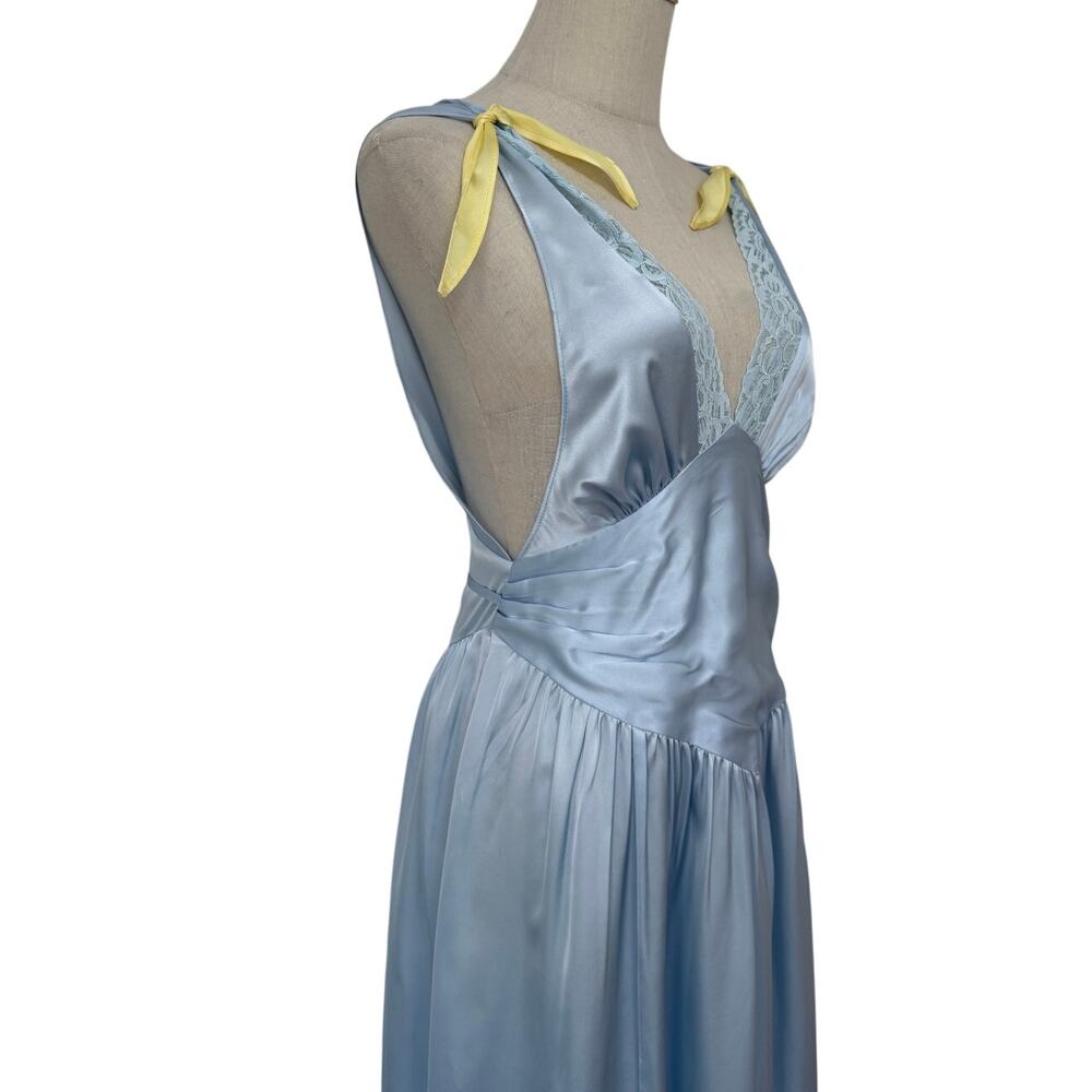 Helsa The Silk Celeste Dress - Picture 15 of 16